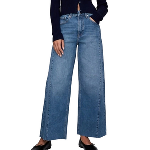 Gap High Rise Stride Wide Leg Raw Hem Medium Wash Stretch Denim Ankle Jean